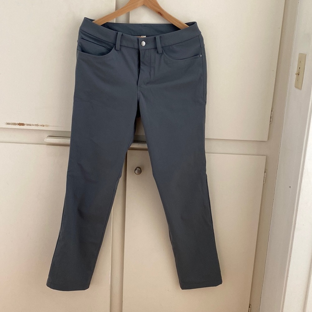 Lululemon ABC light grey pants